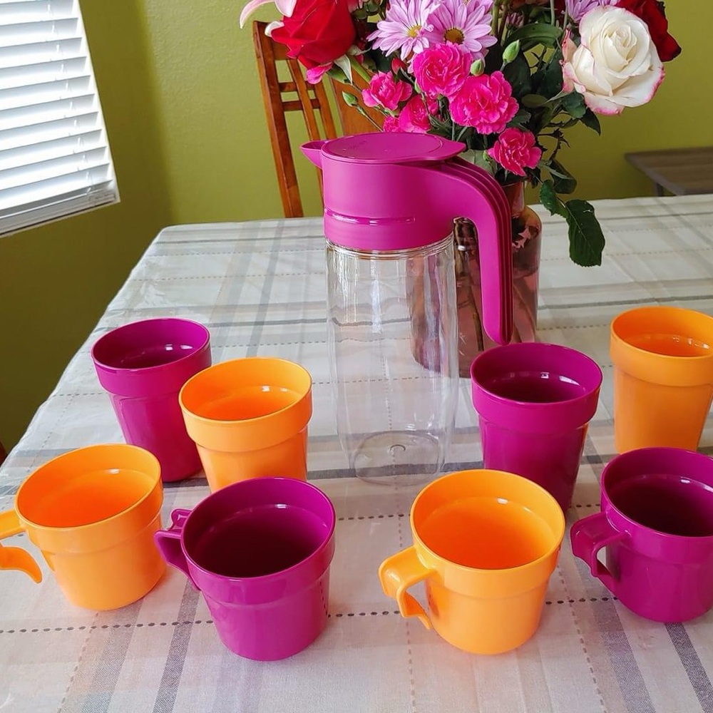 Brand new Tupperware pitcher and cups set